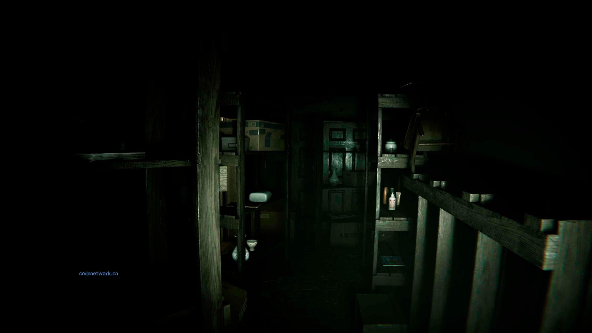 我在一个胖子的房子里醒来：他三十多岁，喜欢啤酒和游戏/I woke up in the house of a fat man: he's over 30 years old and loves beer and games